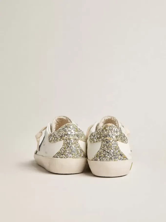 Young Super-Star in pelle con stella glitterata e linguetta sul tallone